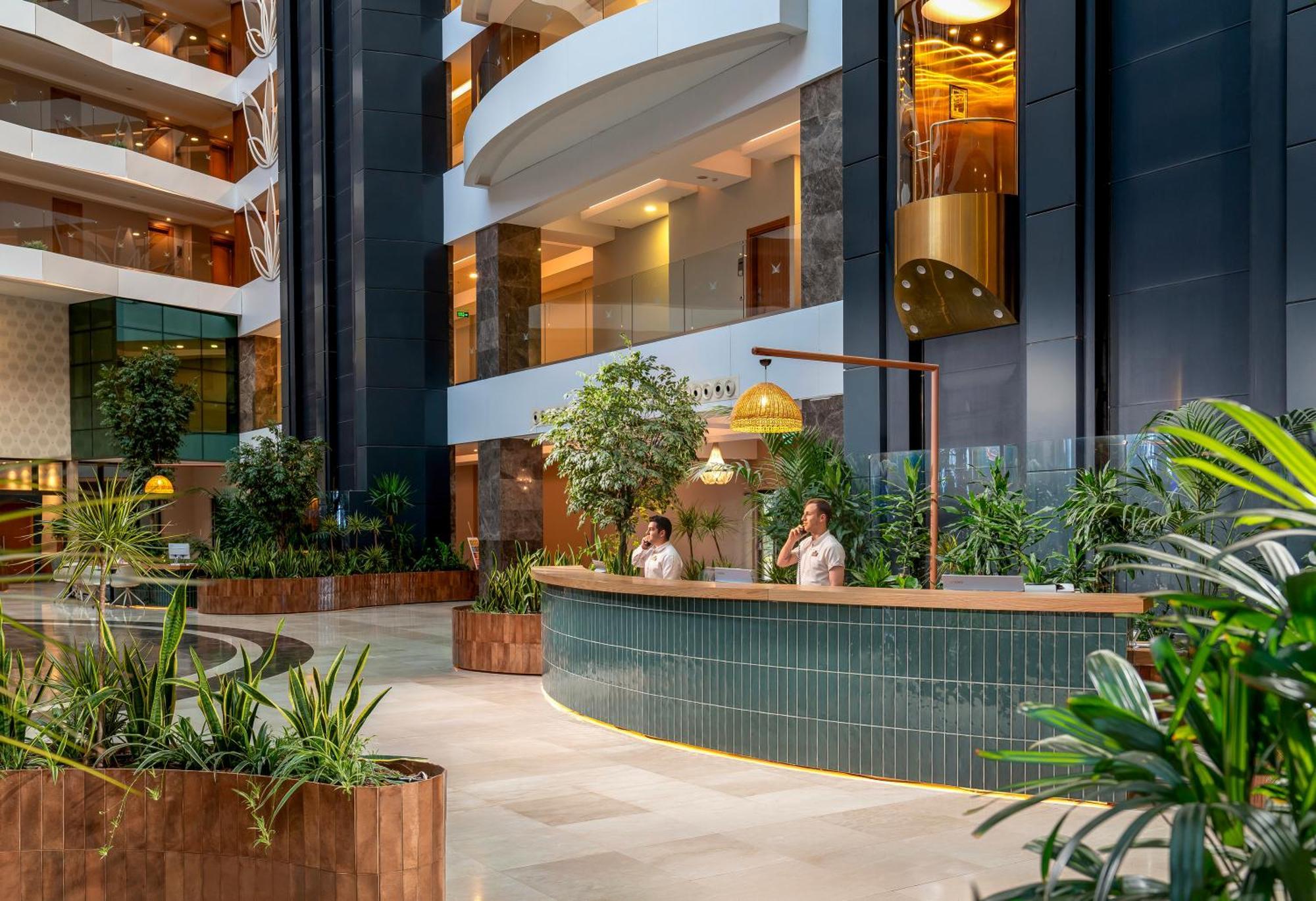 Liberty Kusadasi Exterior photo